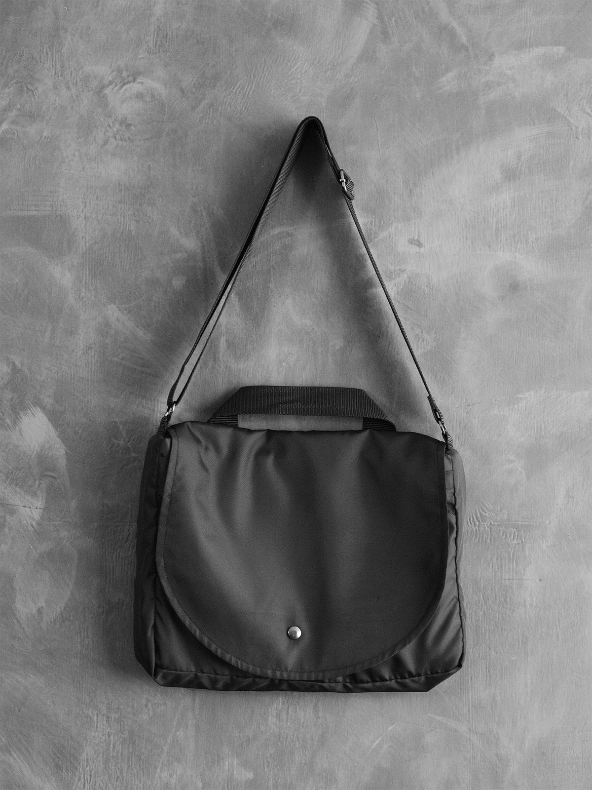 001.1 | Messenger Bag