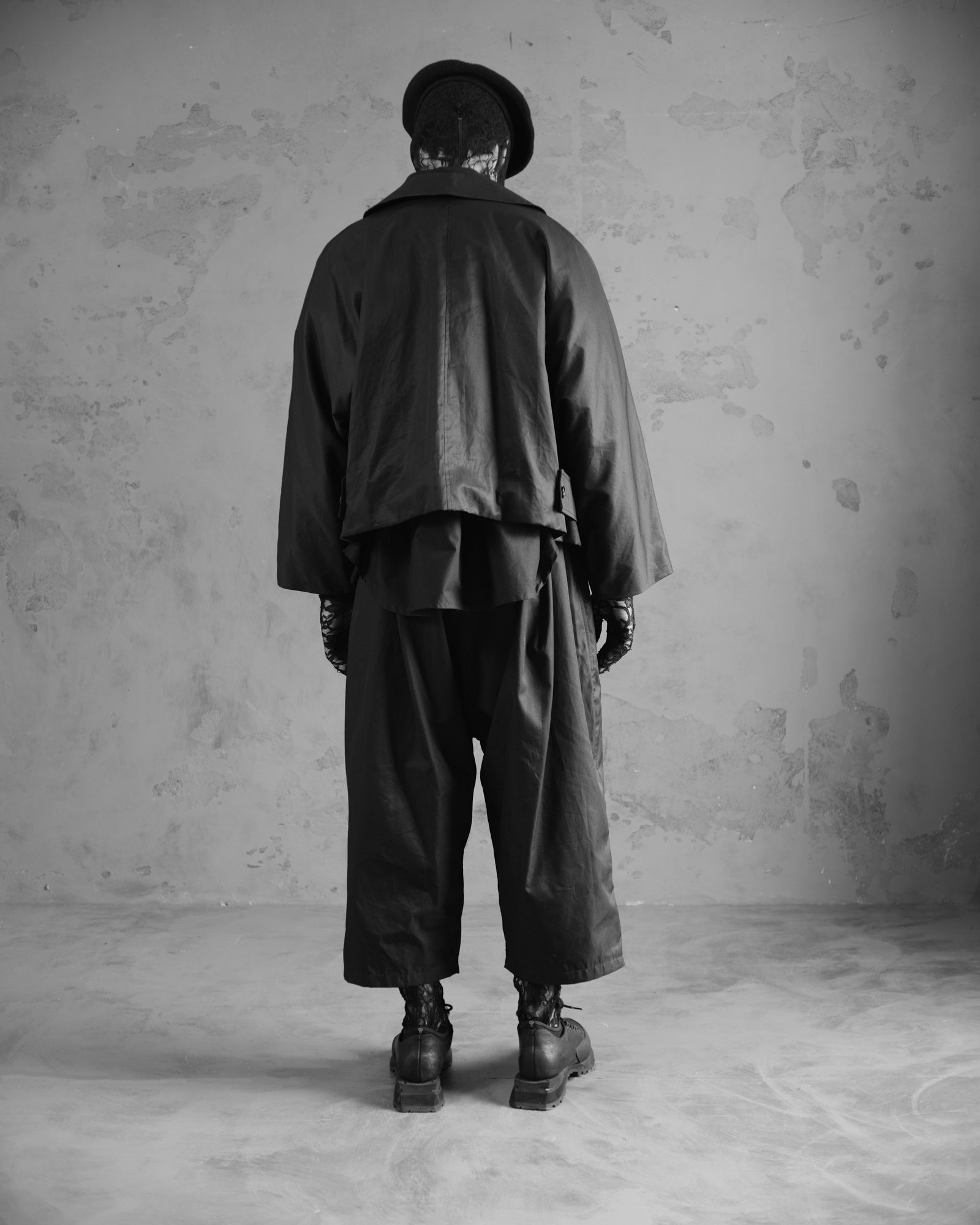 001 | Cropped Suit Jacket
