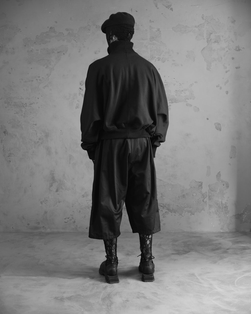 001 | 3/4 Pleated Pants "Gabardine"