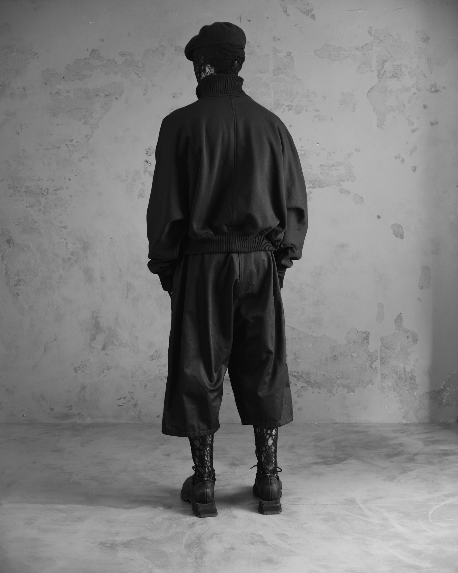 001 | 3/4 Pleated Pants "Gabardine"
