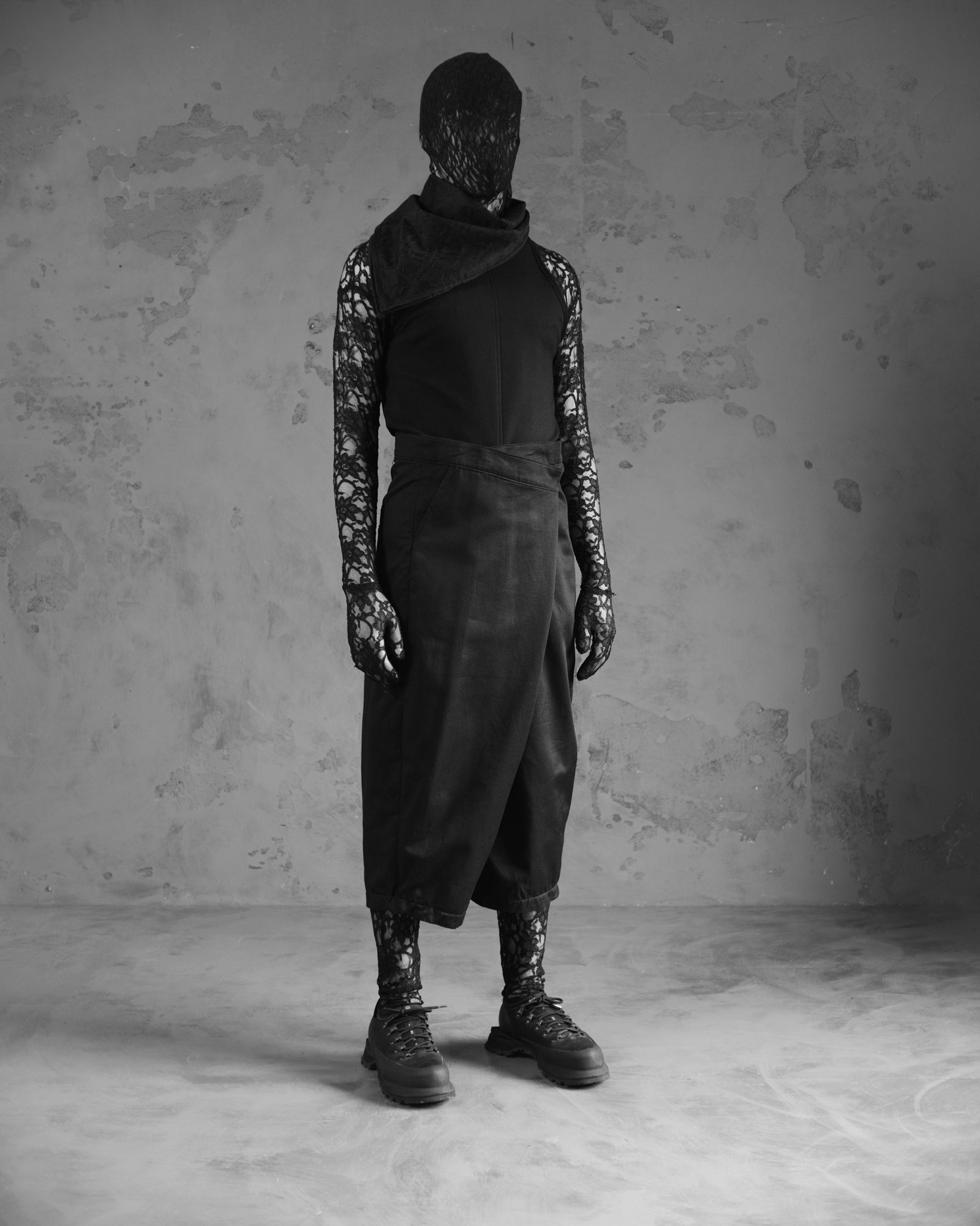 001 | 3/4 Wrap Pants