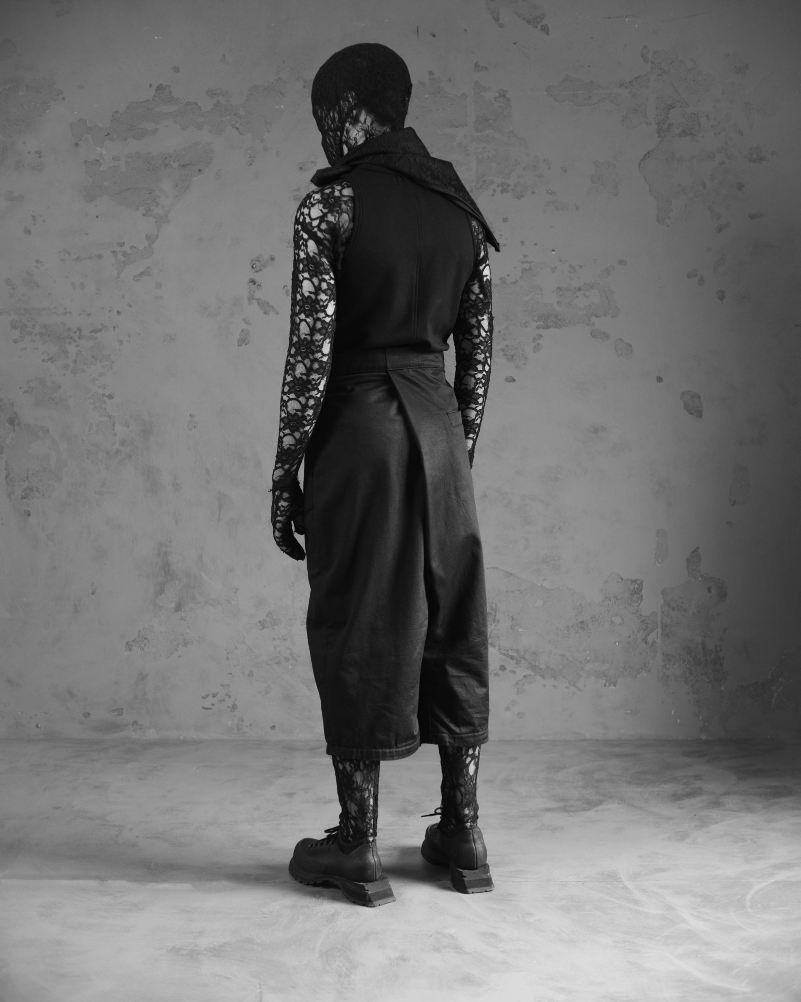 001 | 3/4 Wrap Pants