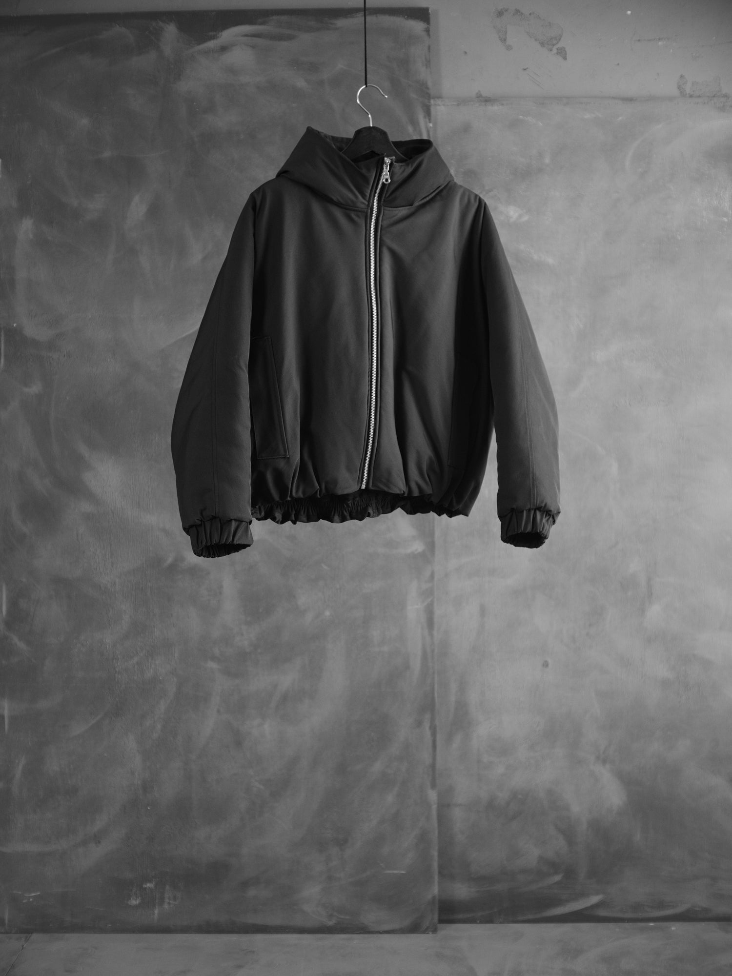 001 | Cropped Puffer Jacket