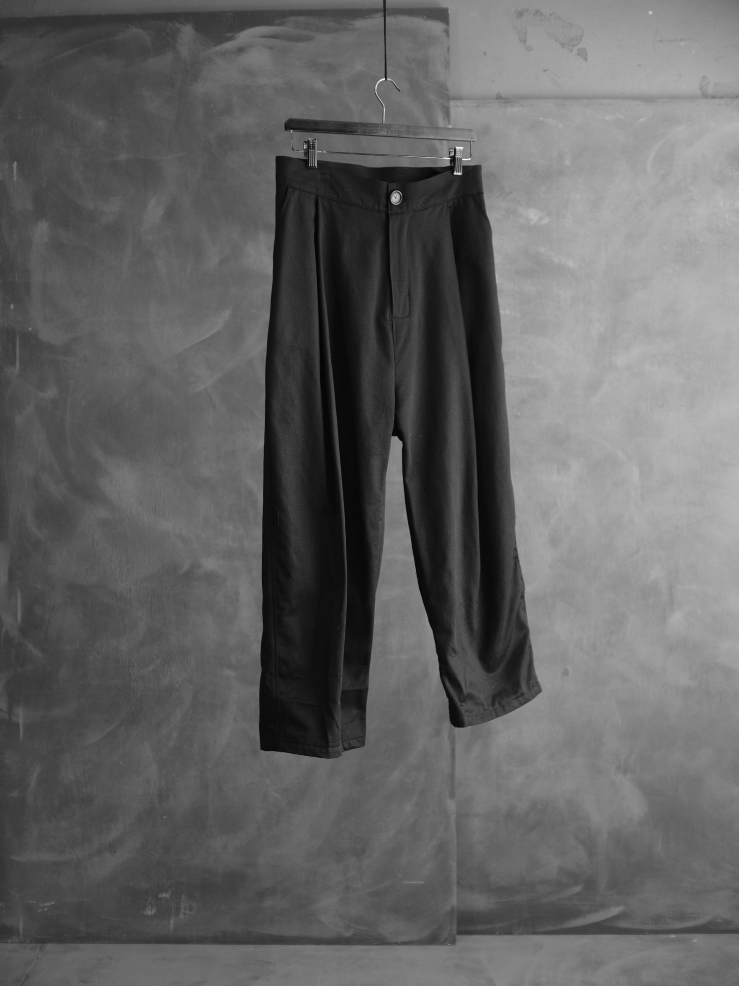 001 | 4/4 Simple Pants